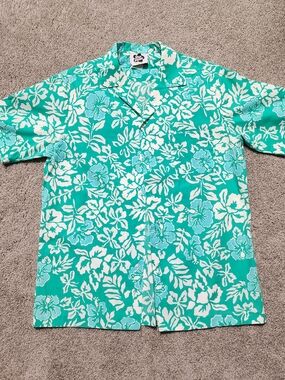 Hilo Hattie Teal and White Floral Hawaiian Shirt